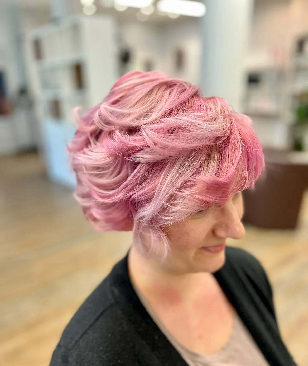 Schnitt- und Styling-Ergebnis bei Friseur Mandy und Team